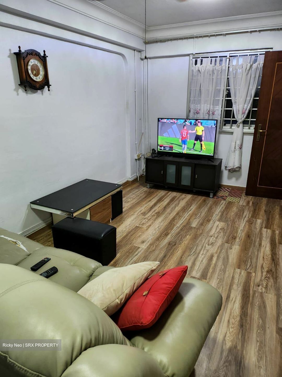Blk 208 Jurong East Street 21 (Jurong East), HDB 3 Rooms #618391141